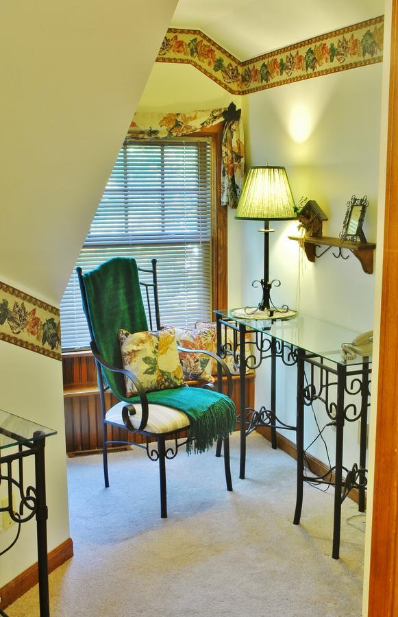 Arbor Hill Inn La Porte Ngoại thất bức ảnh