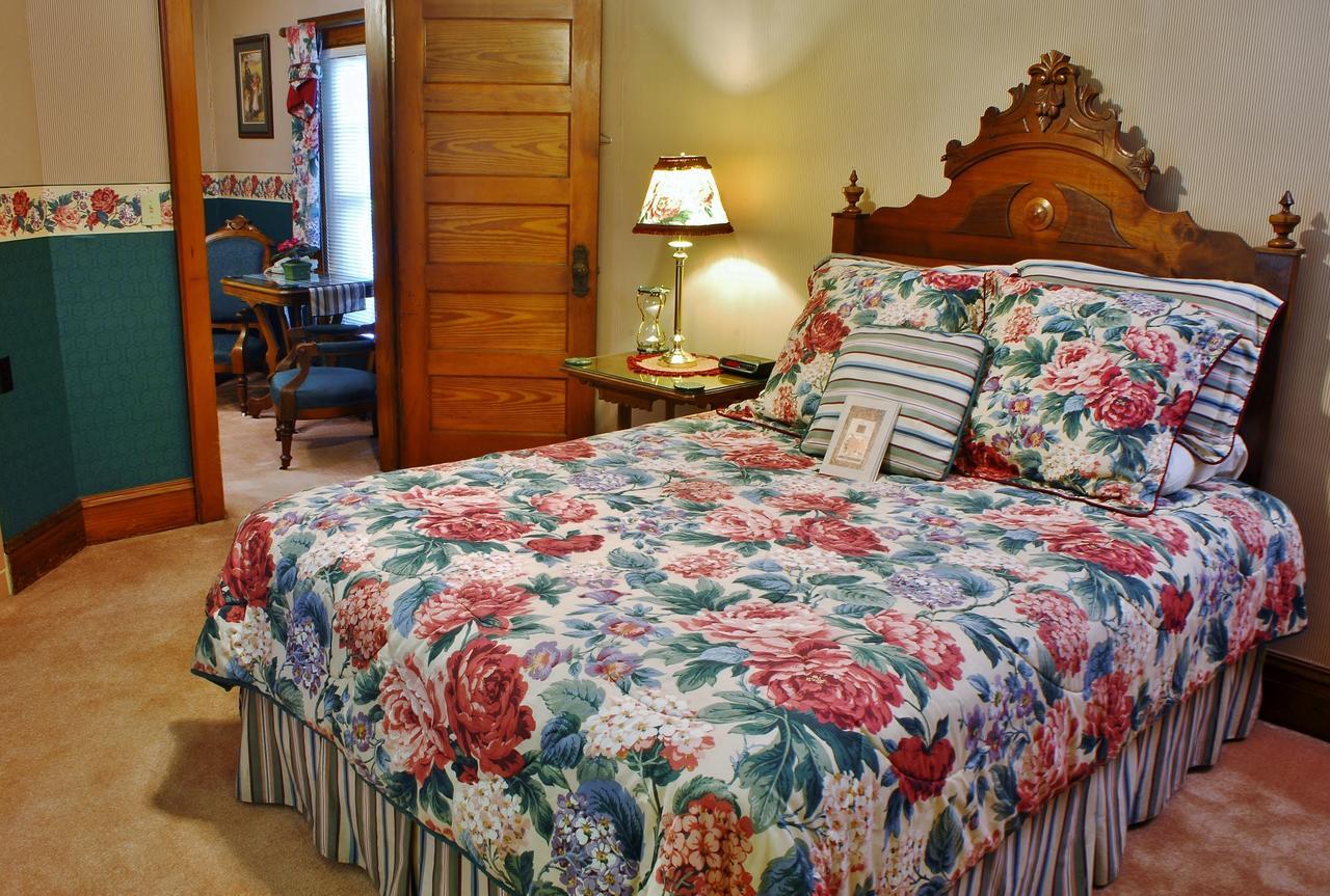 Arbor Hill Inn La Porte Ngoại thất bức ảnh