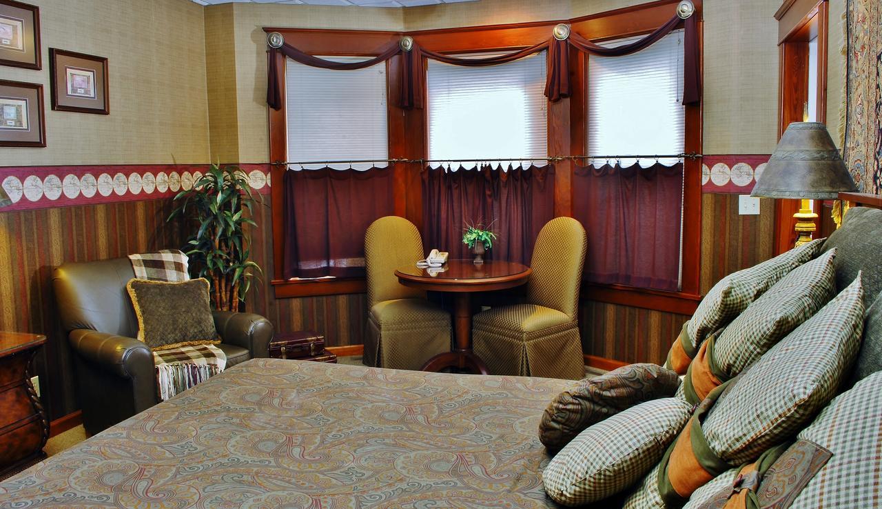 Arbor Hill Inn La Porte Ngoại thất bức ảnh