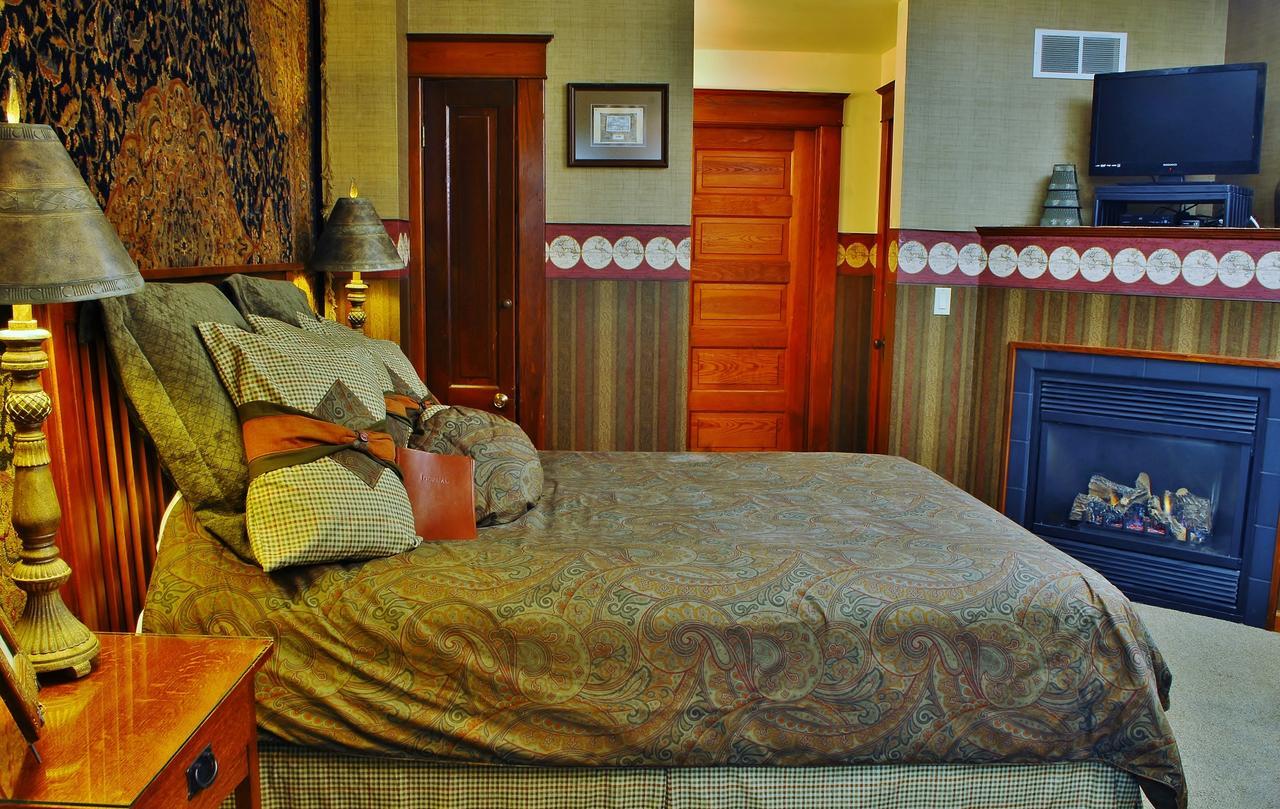 Arbor Hill Inn La Porte Ngoại thất bức ảnh
