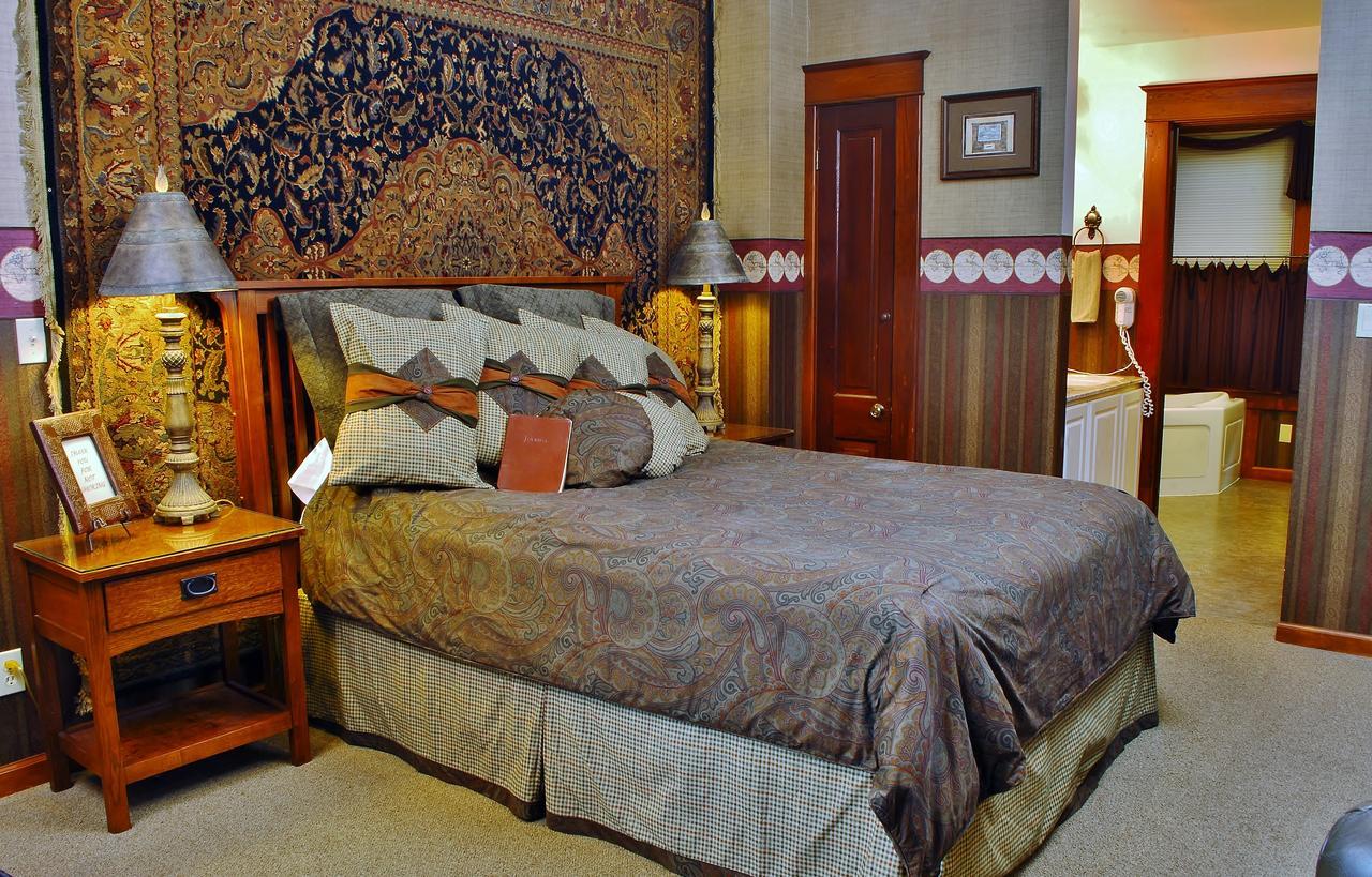 Arbor Hill Inn La Porte Ngoại thất bức ảnh