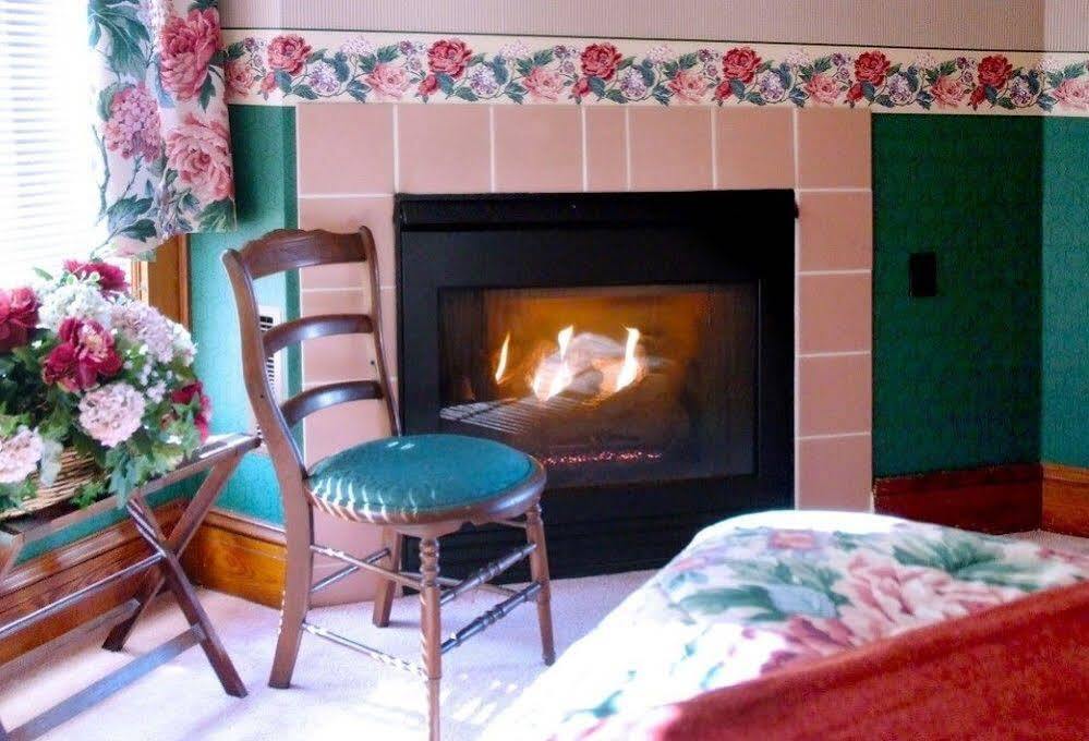 Arbor Hill Inn La Porte Ngoại thất bức ảnh